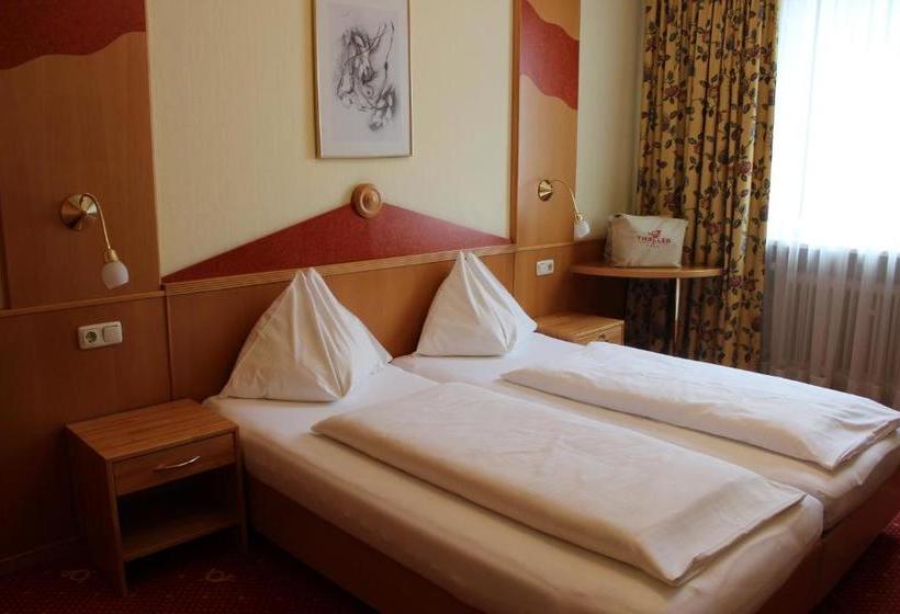 فندق Der Thaller   Wirtshaus   Restaurant