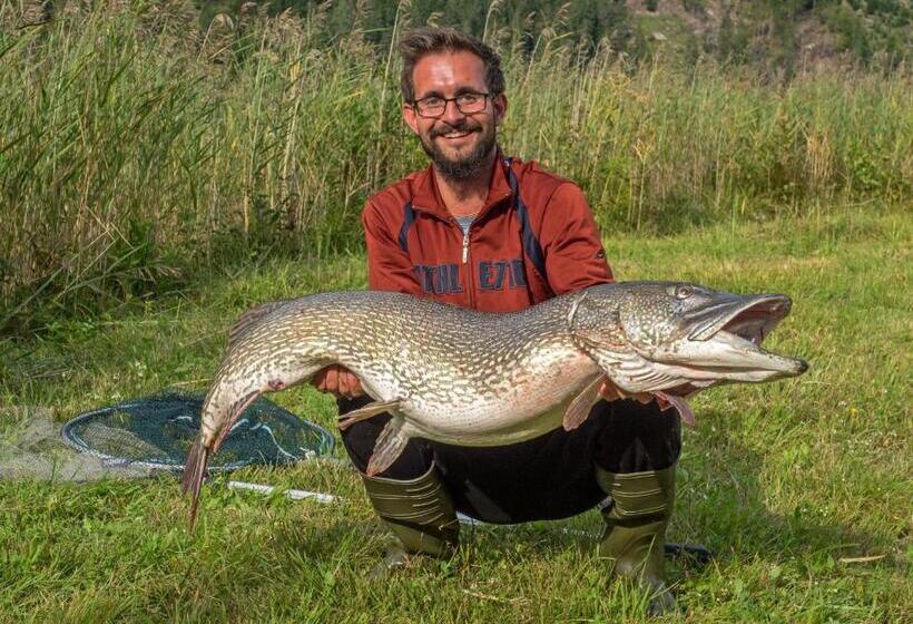 فندق Ferienhof Neusacher Moser