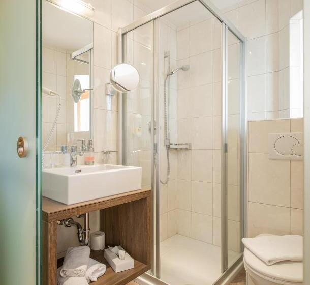 فندق Ferienhof Neusacher Moser