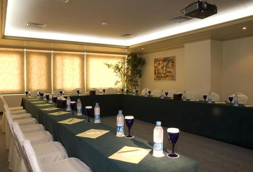 هتل Golden Tulip Al Khobar