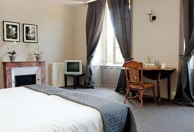 ホテル Golf De Saint Junien