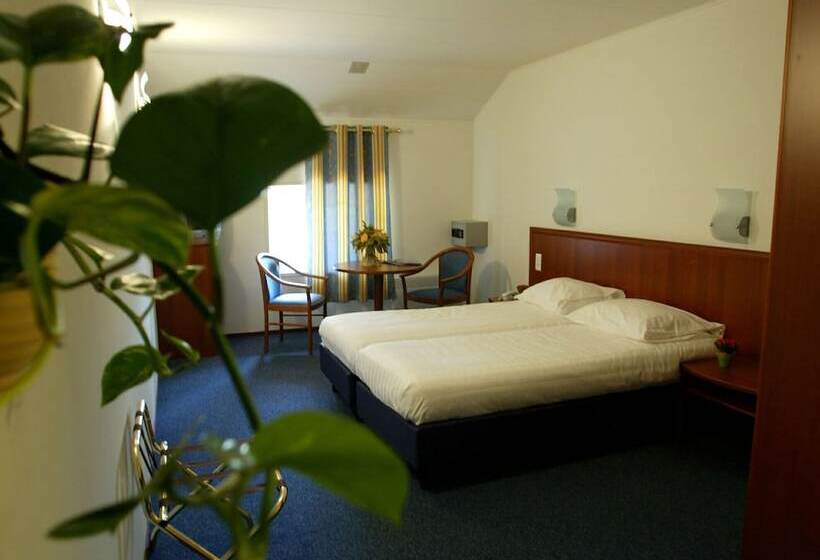 ホテル Golf De Saint Junien