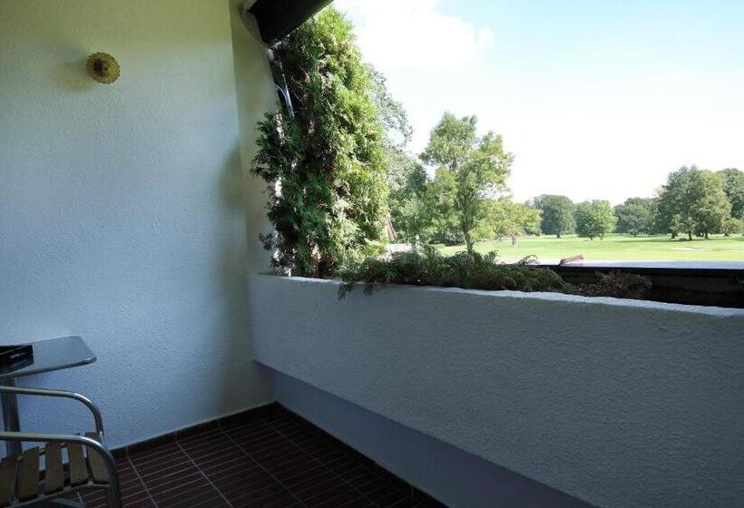 בית מלון כפרי Golf Ostrava Silherovice