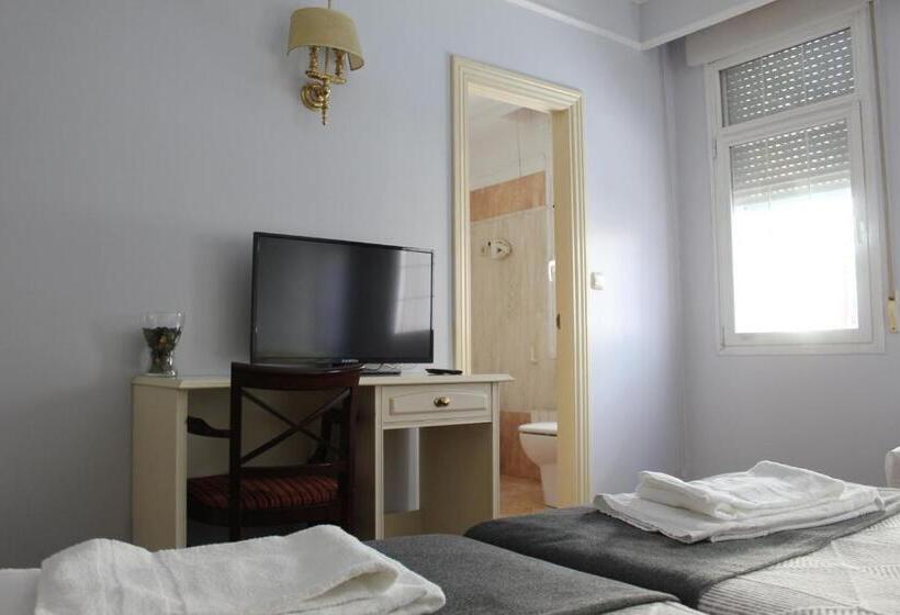 هتل Harrison Etxea