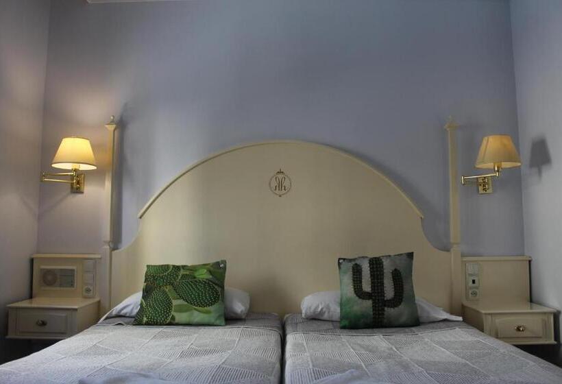 هتل Harrison Etxea