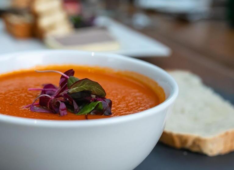 Отель Holm House