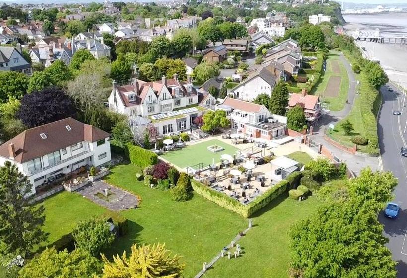 Отель Holm House