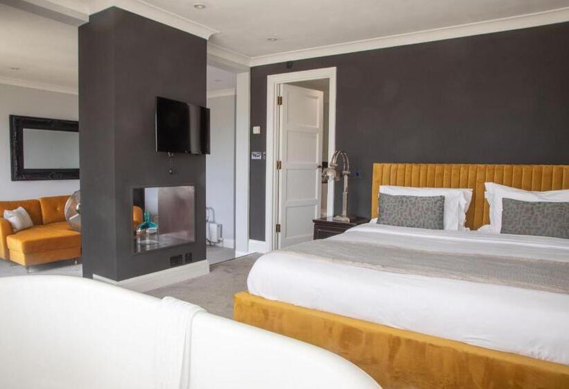 Отель Holm House