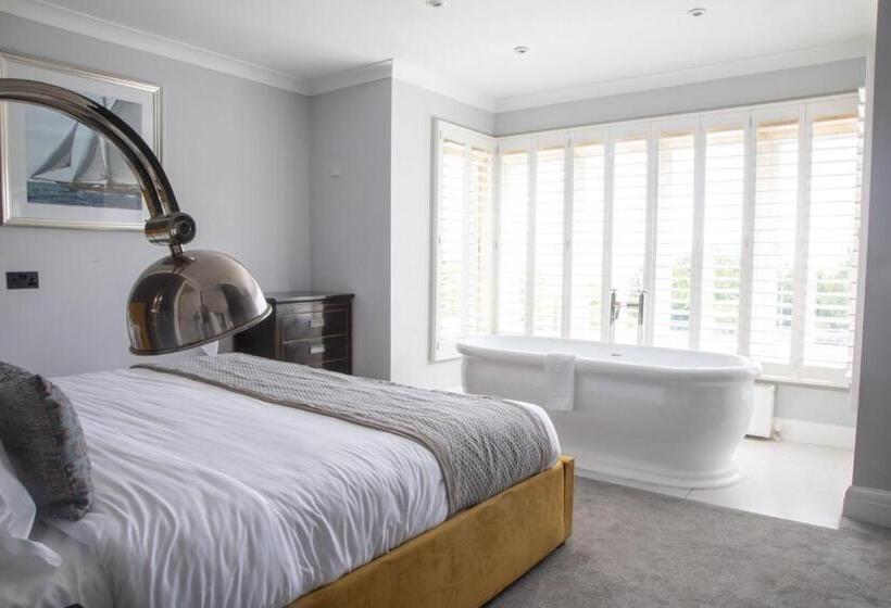 Отель Holm House