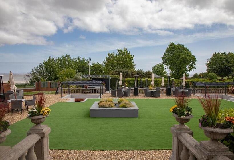 Отель Holm House