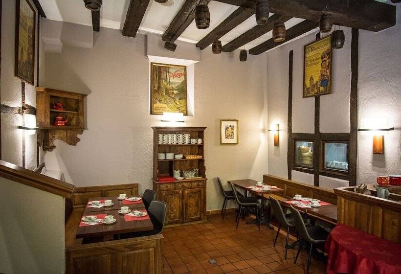 호텔 Hôtel De La Couronne