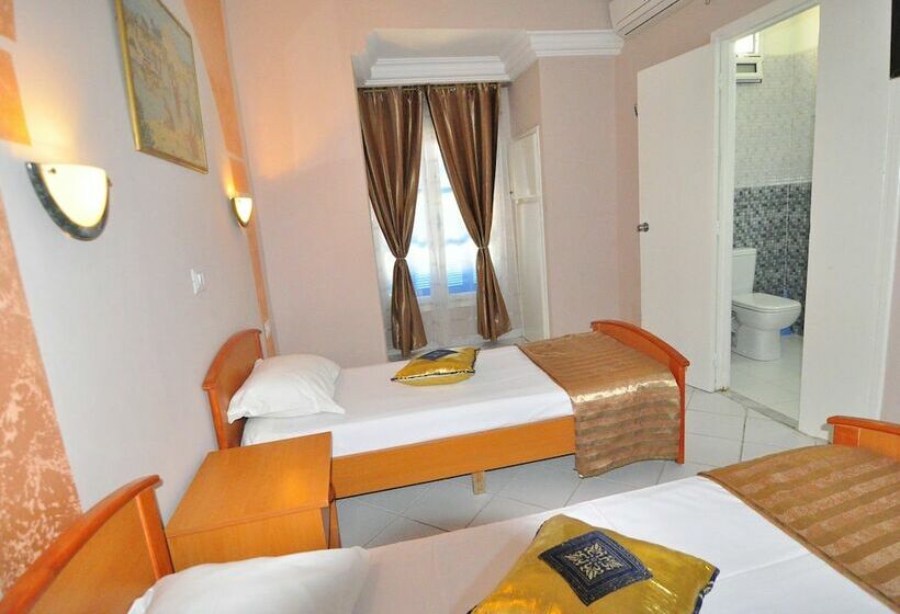 فندق Hôtel Les Palmes D Or