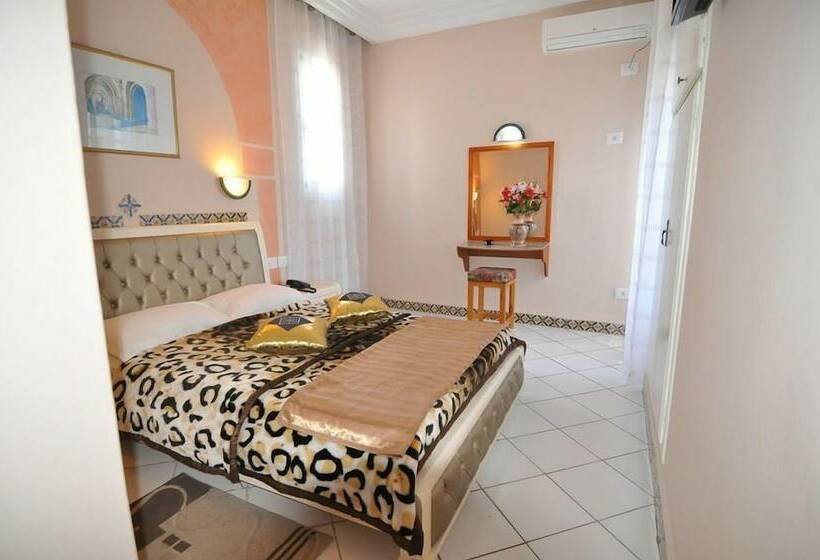 فندق Hôtel Les Palmes D Or