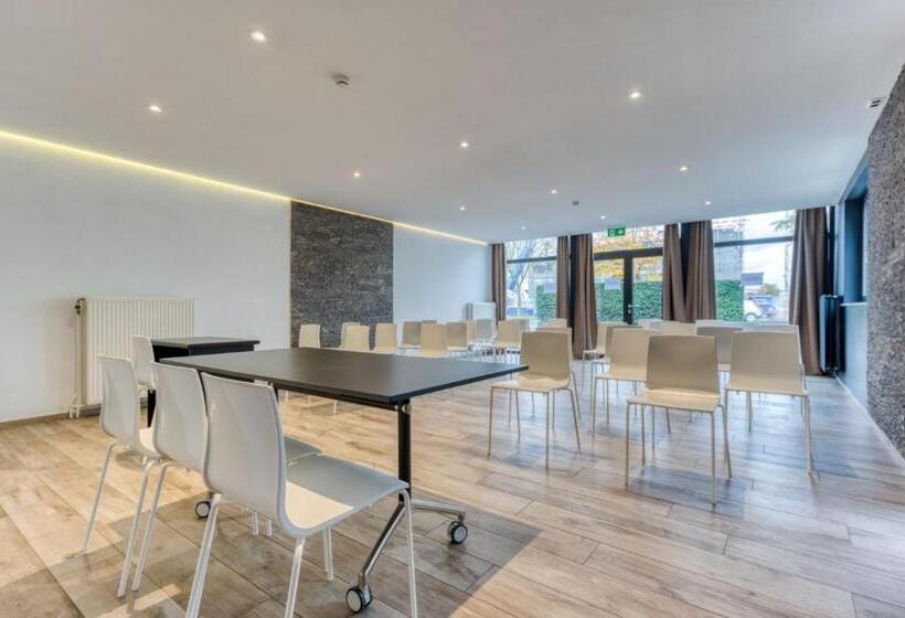 Отель Hôtel Mosa