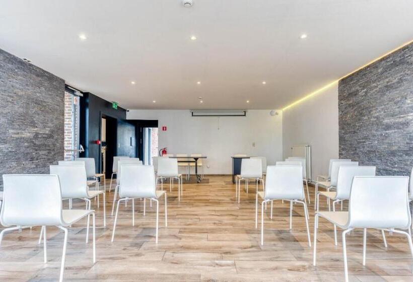 Отель Hôtel Mosa