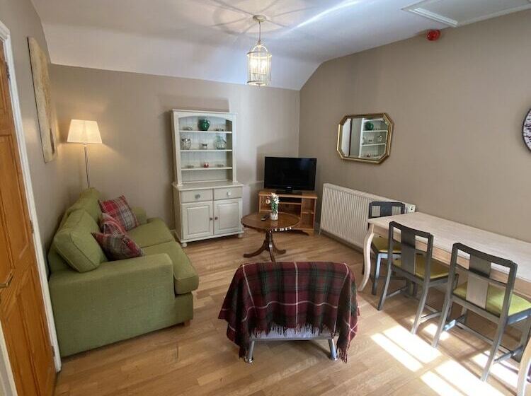 Отель Kings Head