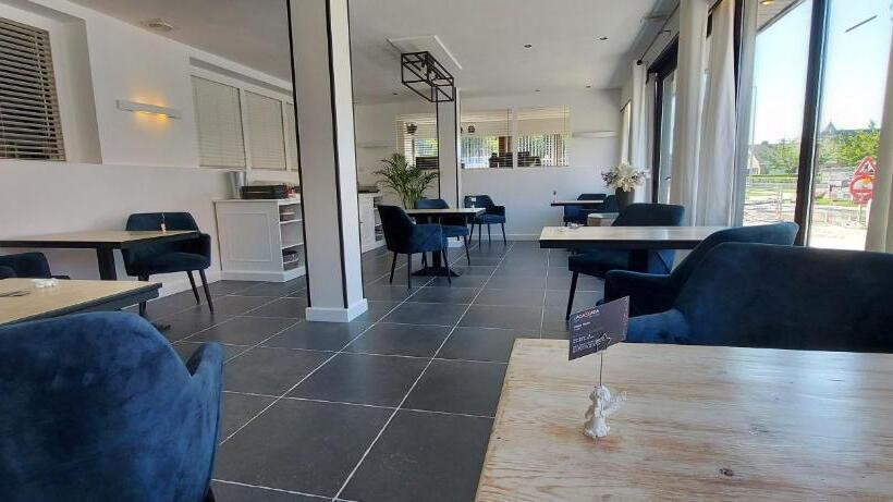 בית מלון כפרי La Cascada