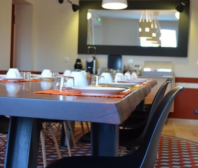 ホテル La Maison Des Ocres   Provence