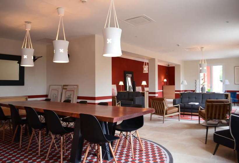 ホテル La Maison Des Ocres   Provence