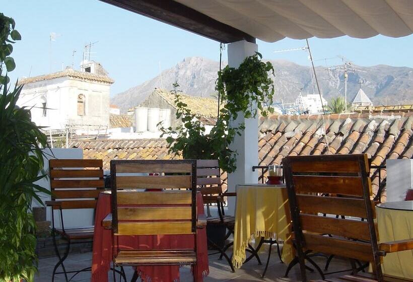 酒店 La Villa Marbella