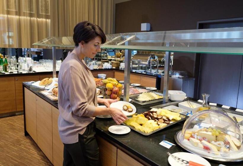 Отель Lebensquell Bad Zell