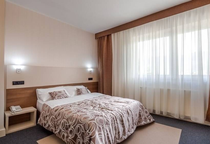 בית מלון כפרי Macola