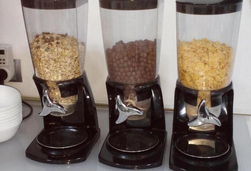 Отель Nap Oviedo