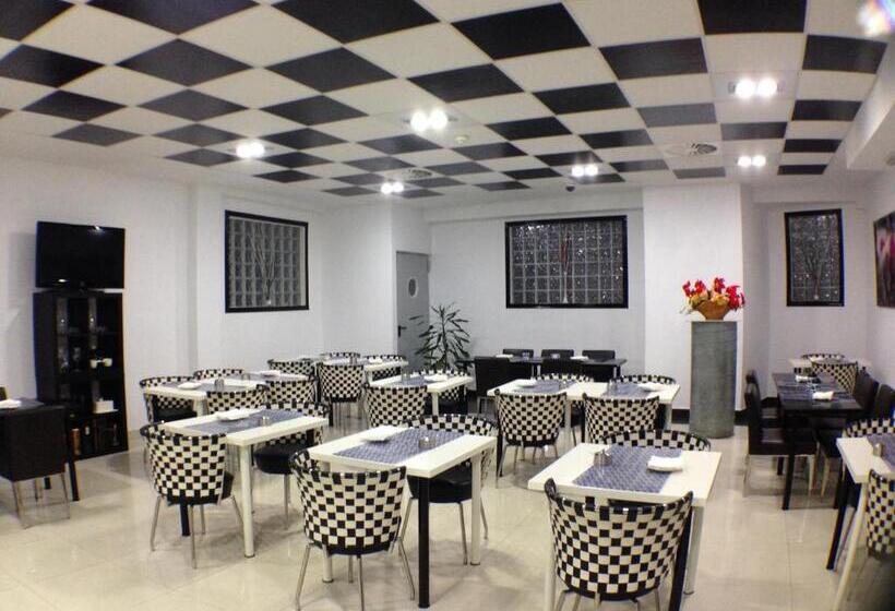 Отель Nap Oviedo