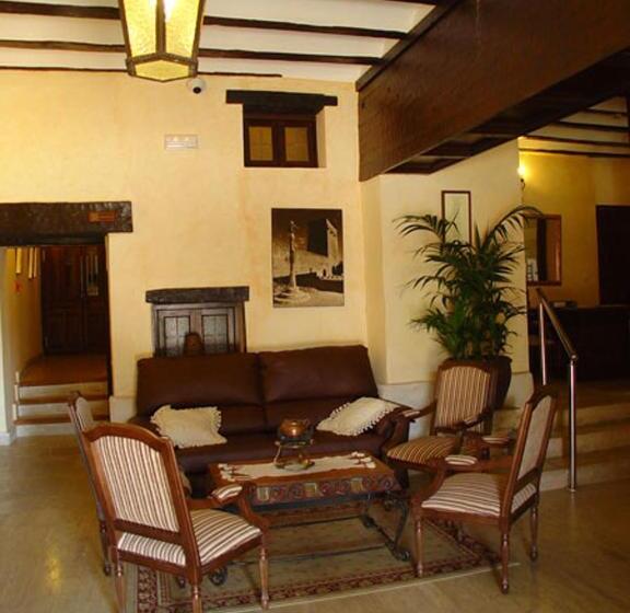 ホテル Nuevo Arlanza