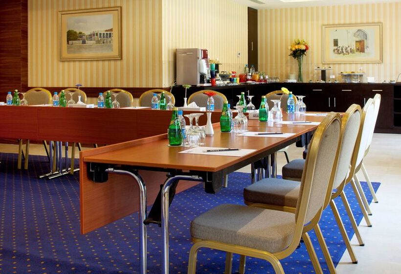 فندق Park Inn By Radisson Al Khobar