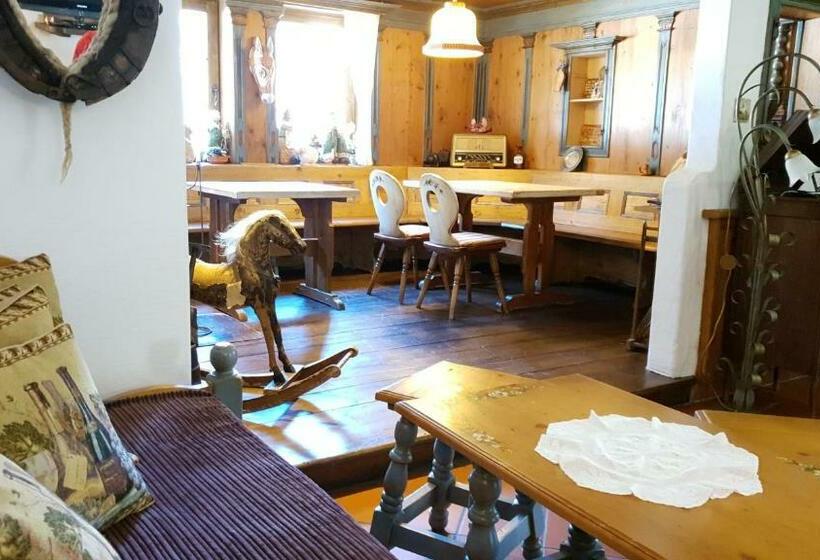 בית מלון כפרי Pension Edelweiss