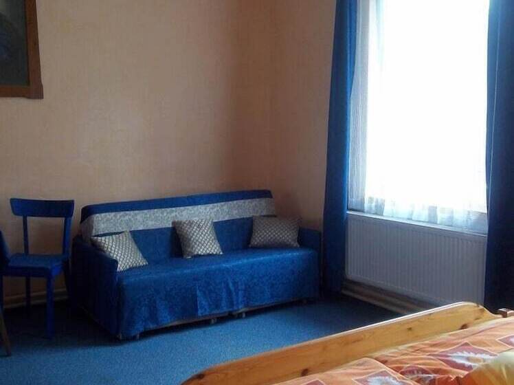 فندق Pension Familia