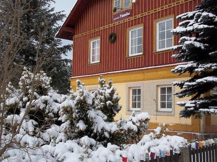 호텔 Pension Familia