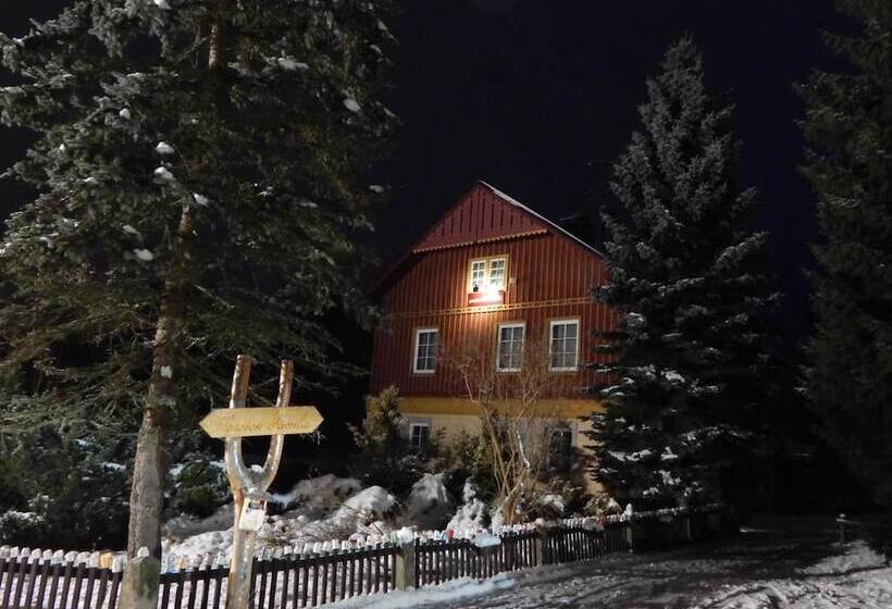 فندق Pension Familia