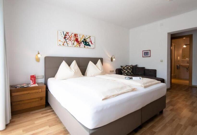 فندق Pesentheinerhof