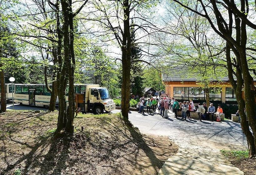 בית מלון כפרי Plitvice Pension Perisic