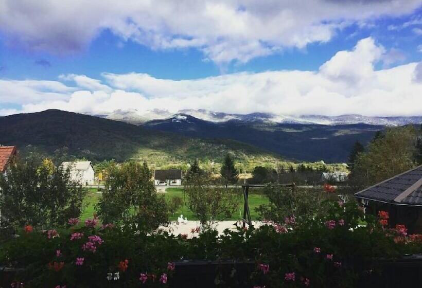 فندق Plitvice Pension Perisic