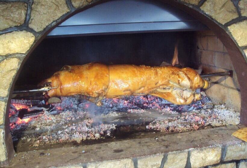 בית מלון כפרי Plitvice Pension Perisic