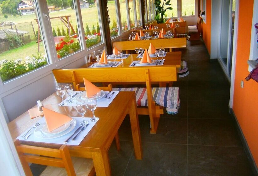 فندق Plitvice Pension Perisic