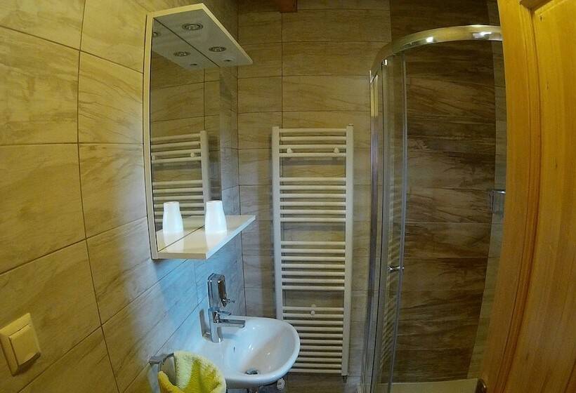 בית מלון כפרי Plitvice Pension Perisic