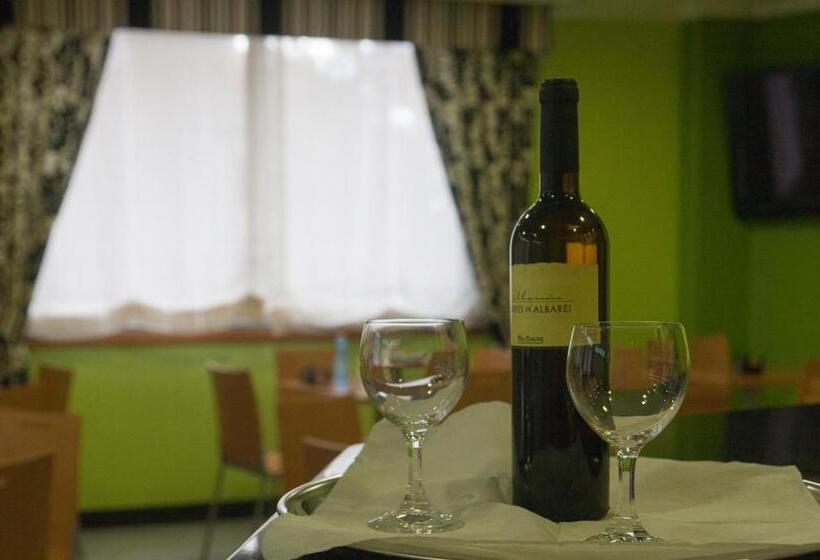 هتل Pontus Veteris