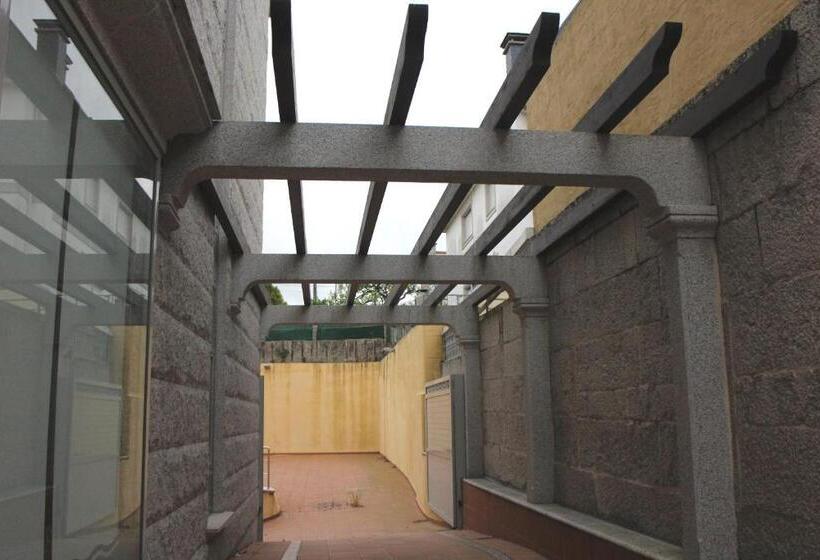 هتل Pontus Veteris