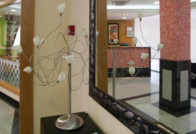 هتل Pontus Veteris