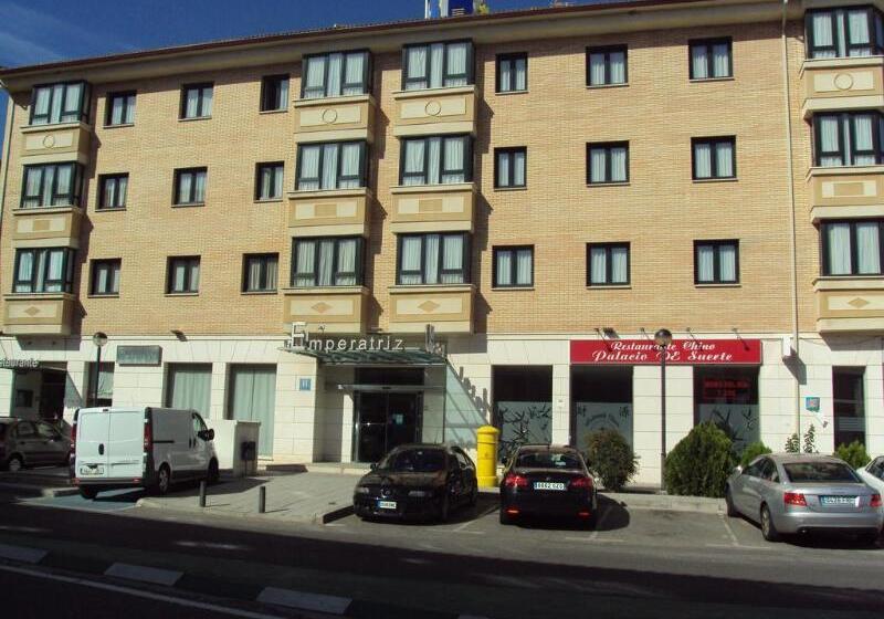 فندق Puerta De Ocaña