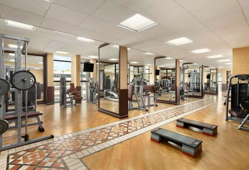 酒店 Ramada By Wyndham Continental Jeddah