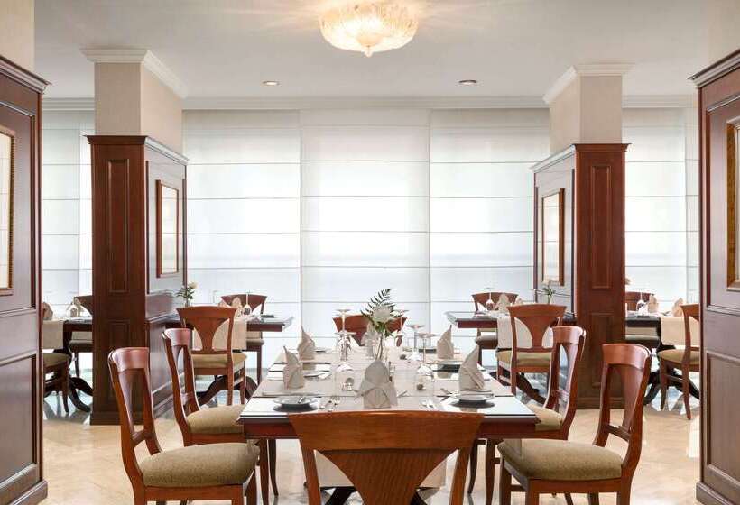 酒店 Ramada By Wyndham Continental Jeddah