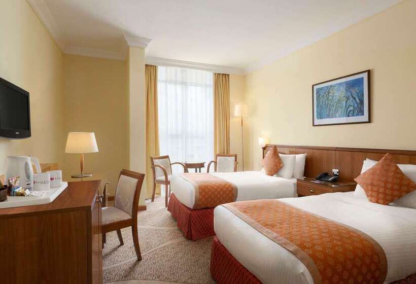 هتل Ramada By Wyndham Continental Jeddah