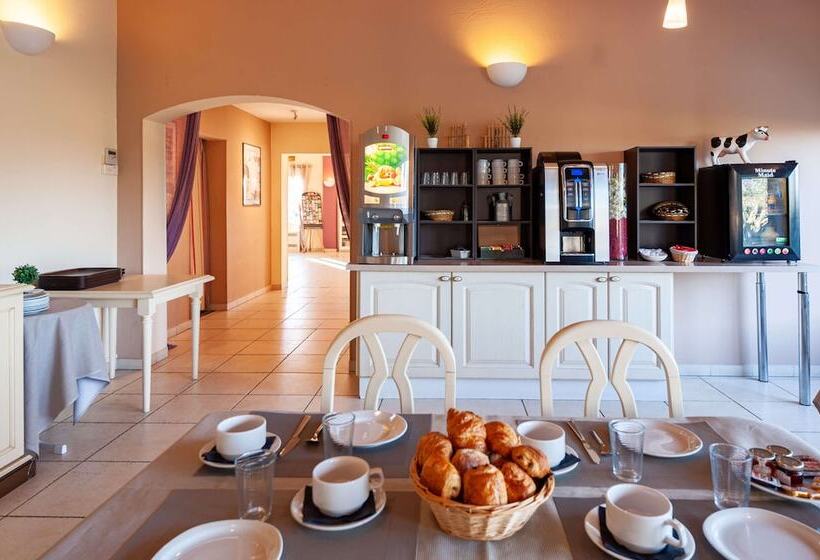 Residhotel Golf Grand Avignon