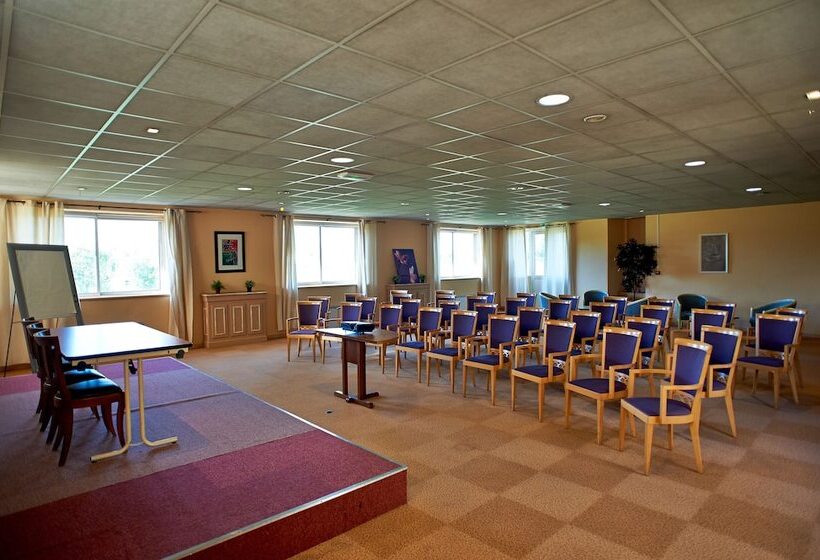 Residhotel Golf Grand Avignon