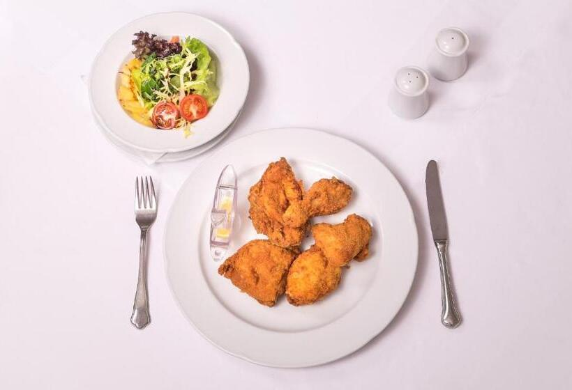 فندق Restaurant Kirchenwirt